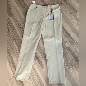 Gloria Vanderbilt Amanda Jeans